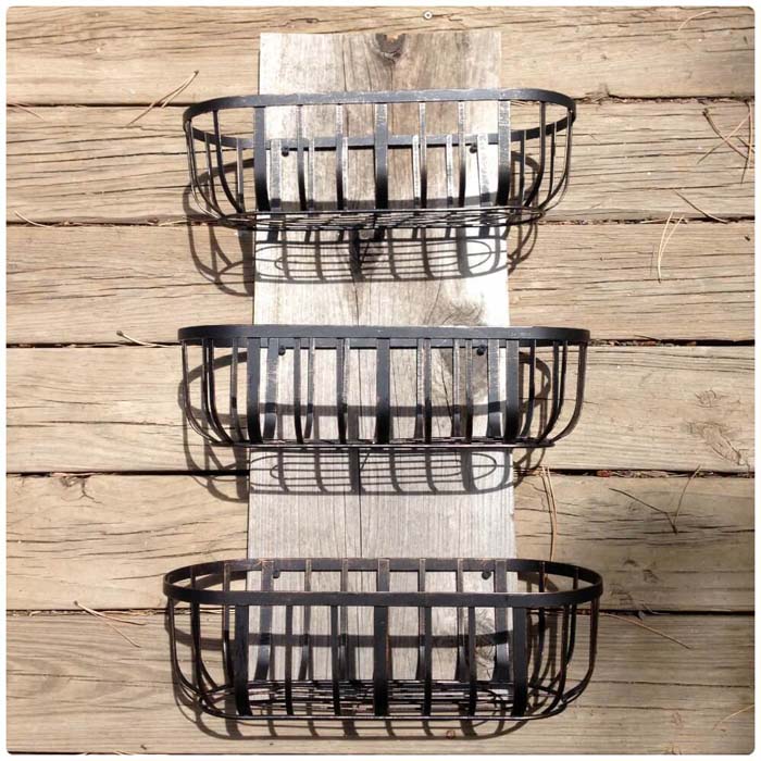 Wire Baskets Organizer DIY #rustic #storage #organization #decorhomeideas