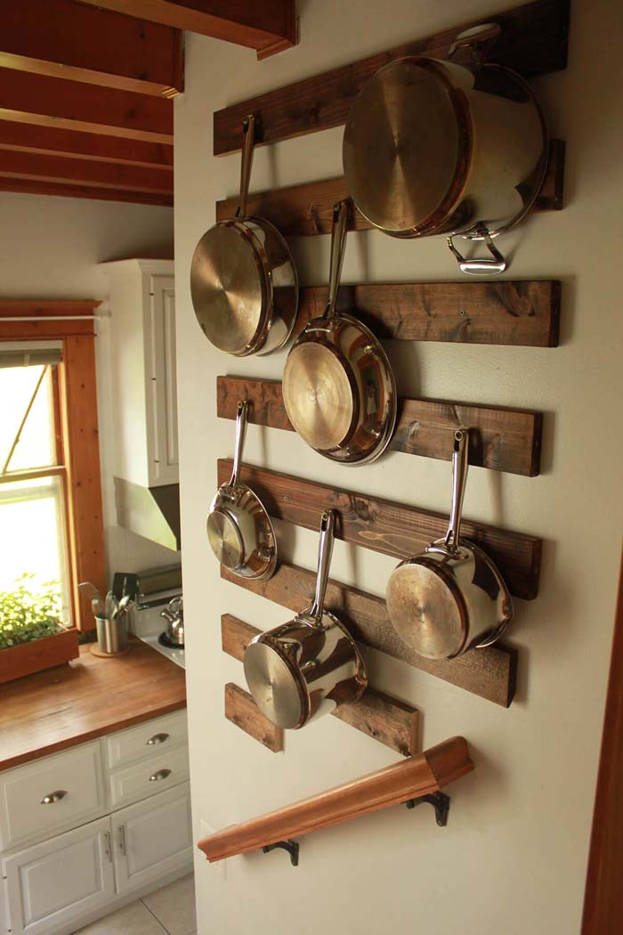 Wood Board Pot Hanging Rack #walldecor #kitchen #decorhomeideas