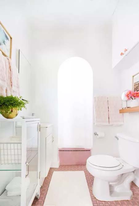 Bubble Gum Pink Bathroom #showertile #bathroom #decorhomeideas