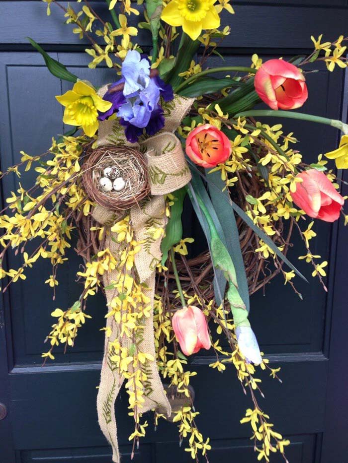 Burst of Spring Flowering Wreath with Nest #springwreath #diy #decorhomeideas