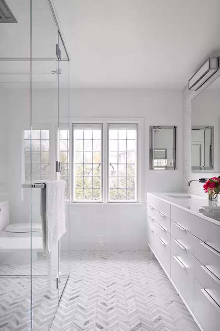 Chevron Stripes for Contrast in White Bathroom #showertile #bathroom #decorhomeideas