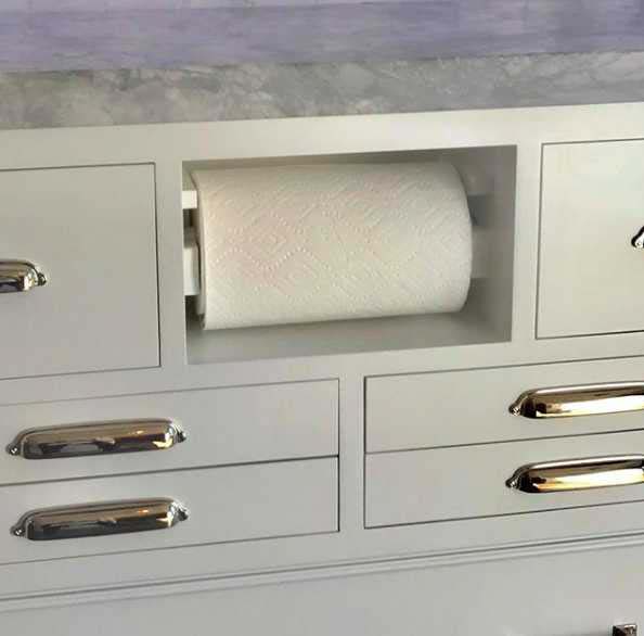 Hidden Paper Towel Roll #kitchen #hacks #organization #decorhomeideas
