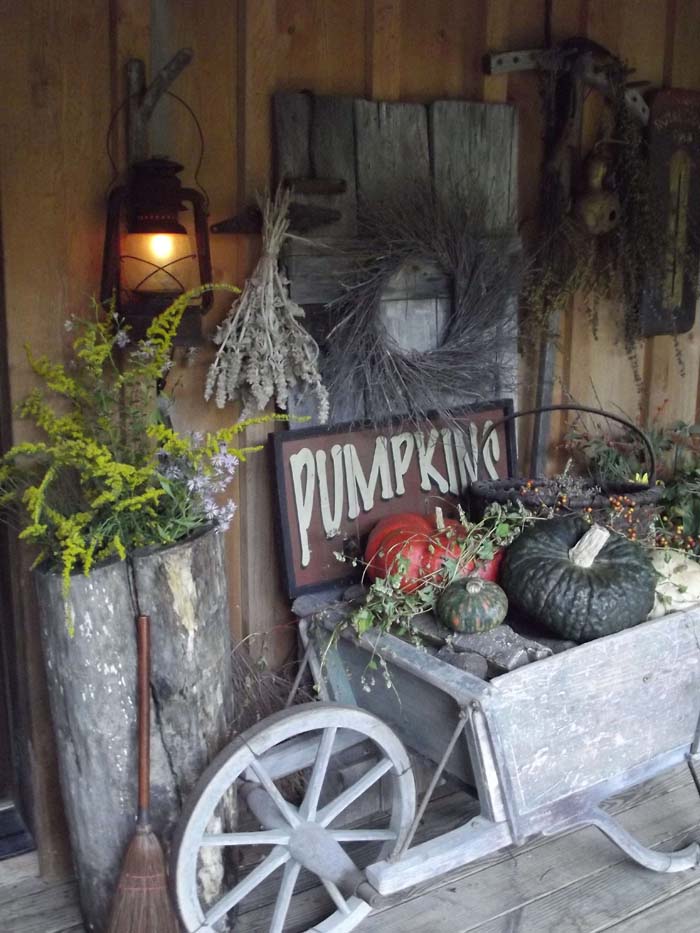 How to Design around Farm Primitives #rustic #porch #vintage #decorhomeideas