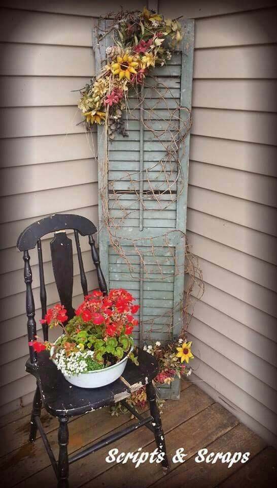 Old Chair, Old Shutter, Fresh Flowers #rustic #porch #vintage #decorhomeideas