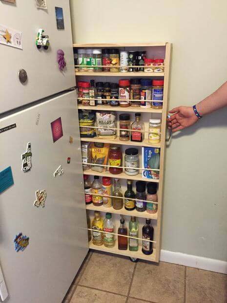 Rolling Spice Rack Beside the Fridge #storage #organization #decorhomeideas