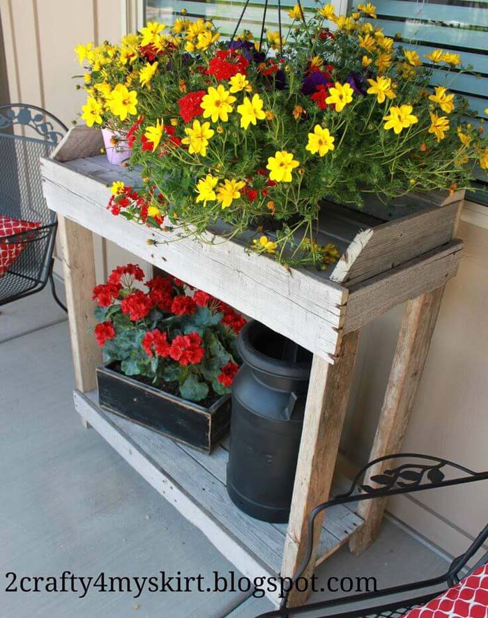 Rustic Wooden Shelves With Potted Flowers #rustic #springdecor #porch #decorhomeideas