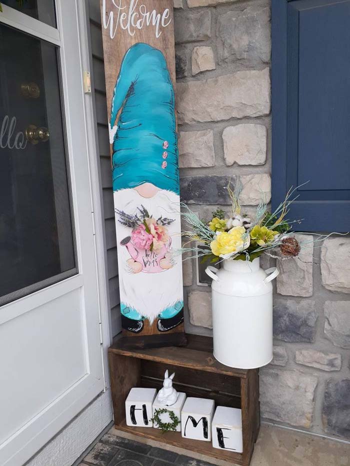 Spring Porch Gnome #rustic #springdecor #porch #decorhomeideas