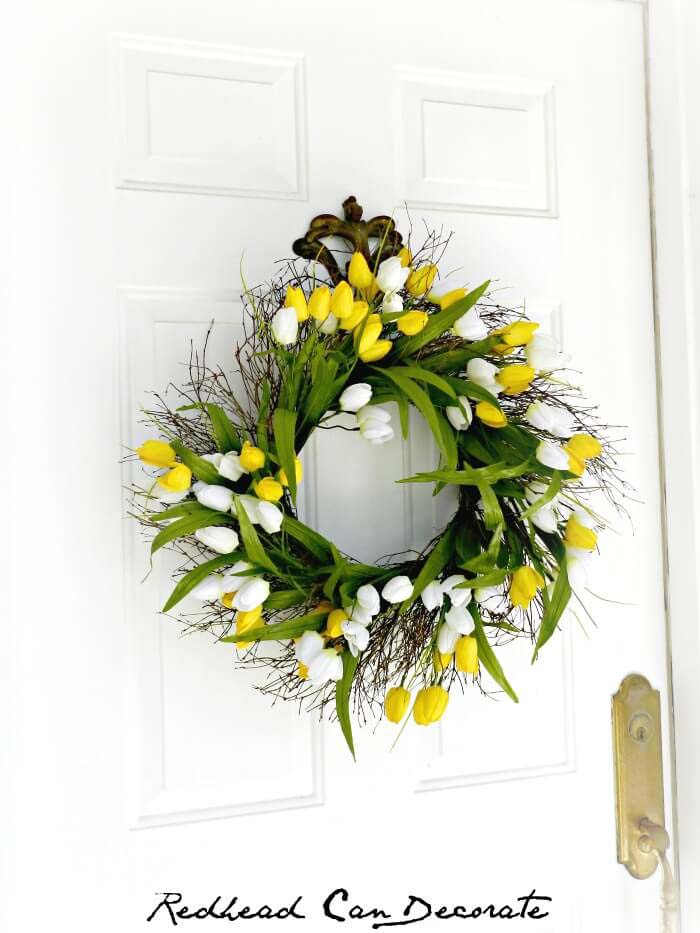 Spring Tulip and Branch Wreath #springwreath #diy #decorhomeideas