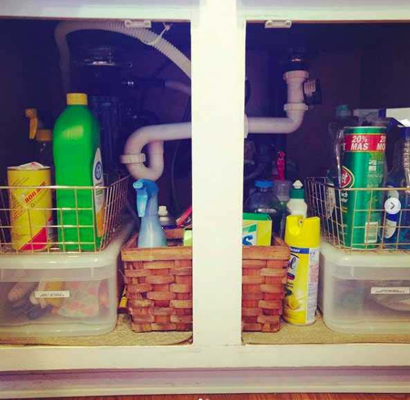 Under-Sink Bins #kitchen #hacks #organization #decorhomeideas