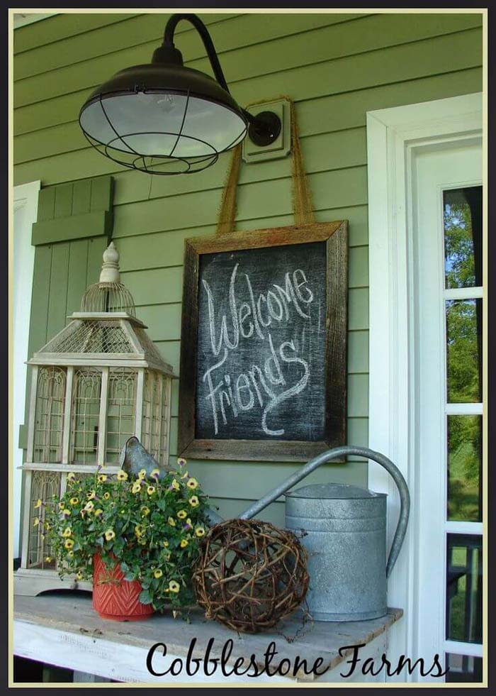 Welcome Friends with Industrial Lighting #rustic #porch #vintage #decorhomeideas