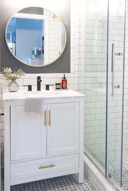 White Tiles to Create Openness #showertile #bathroom #decorhomeideas