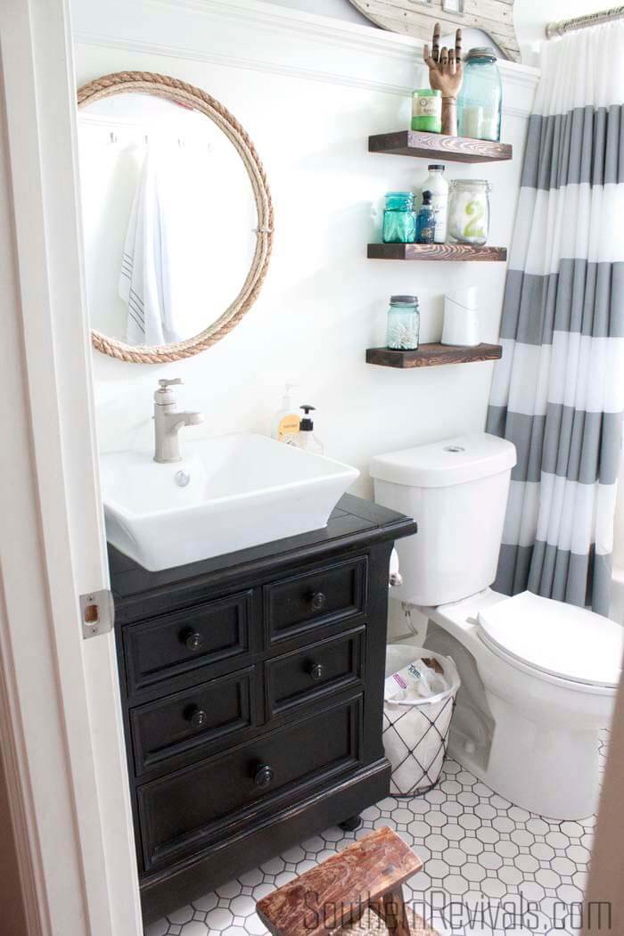 Ceiling Skimming Design Draws Eyes Upward #smallbathroom #design #decorhomeideas