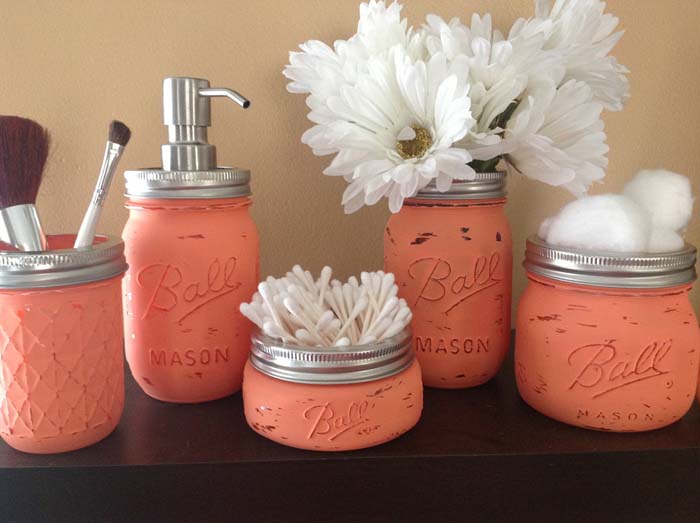 Chalk Peach Makeover for Mason Jars #bathroom #decor #decorhomeideas