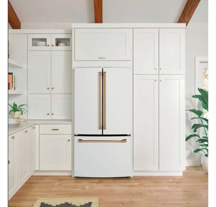 Chic Matte White Fridge #kitchen #appliances #decorhomeideas