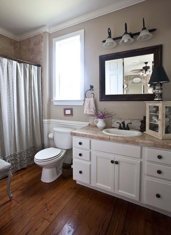 Dainty Counter Top Display Case #smallbathroom #design #decorhomeideas