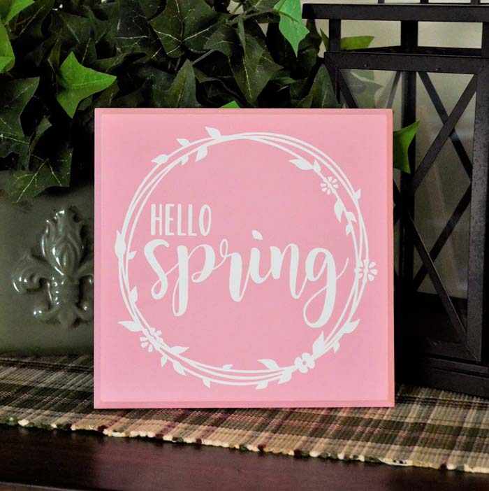 Decorative Hello Spring Painted Vinyl Sign #Easter #spring #vintagedecor #decorhomeideas