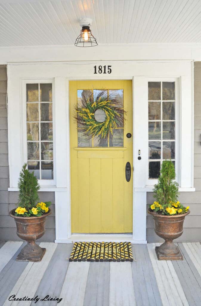 Full of Sunshine Yellow Front Door #farmhouse #frontdoor #decorhomeideas