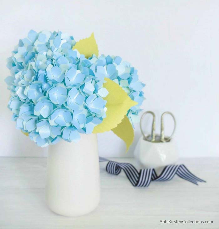 Hydrangeas Made from Metallic Paper #floral #homedecor #decorhomeideas