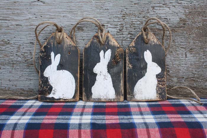 Jute Twine Pre-Strung Distressed Bunny Tags #Easter #spring #vintagedecor #decorhomeideas