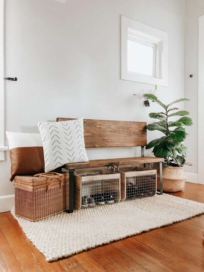 Keep It Clean with Wired Shoe Bins #rusticentryway #farmhouse #decor #decorhomeideas