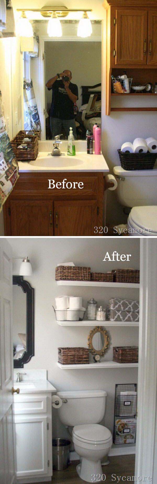 Light Paint Does Wonders in Small Bathrooms #bathroom #makeover #decorhomeideas