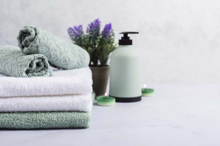 Personalize Your Towels #homedecor #hacks #decorhomeideas