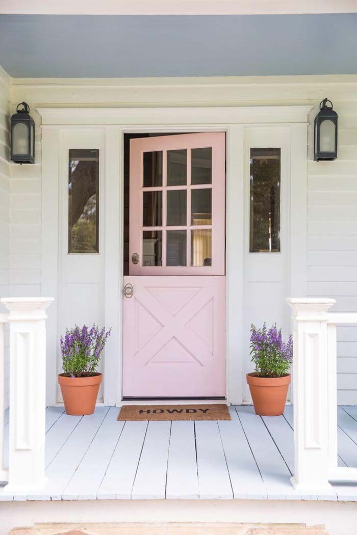 Pretty In Pink Front Door With Lavender Pots #farmhouse #frontdoor #decorhomeideas