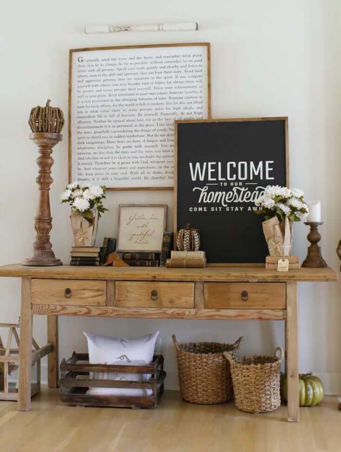 Rustic Farm Homestead Welcome Entryway #rusticentryway #farmhouse #decor #decorhomeideas