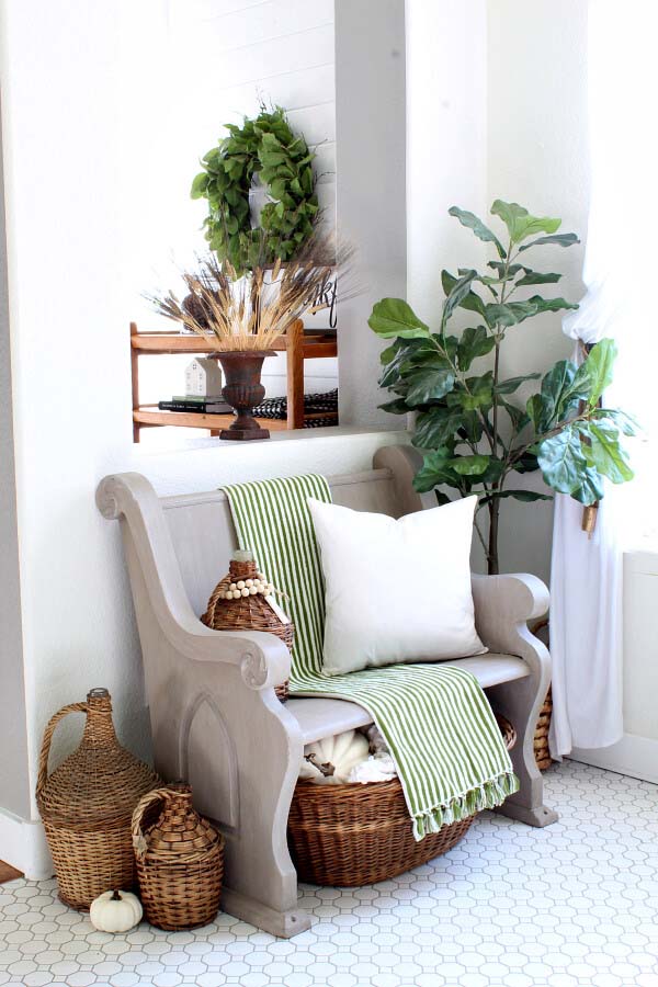 Snuggle Up in a Small Church Pew #rusticentryway #farmhouse #decor #decorhomeideas