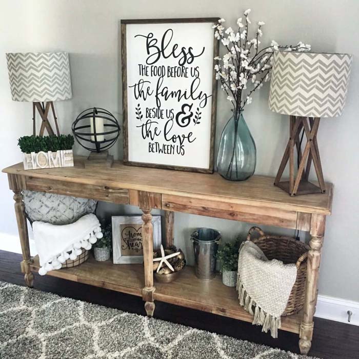 Surround Yourself with Homemade Blessings #rusticentryway #farmhouse #decor #decorhomeideas