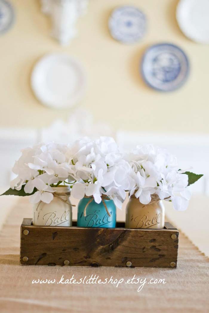 Triple Painted Jar Rustic Wood Planter Box #Easter #spring #vintagedecor #decorhomeideas