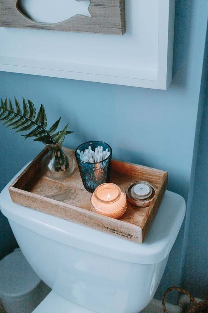 Wooden Toilet Topper Catchall for Your Bathroom Extras #bathroom #decor #decorhomeideas
