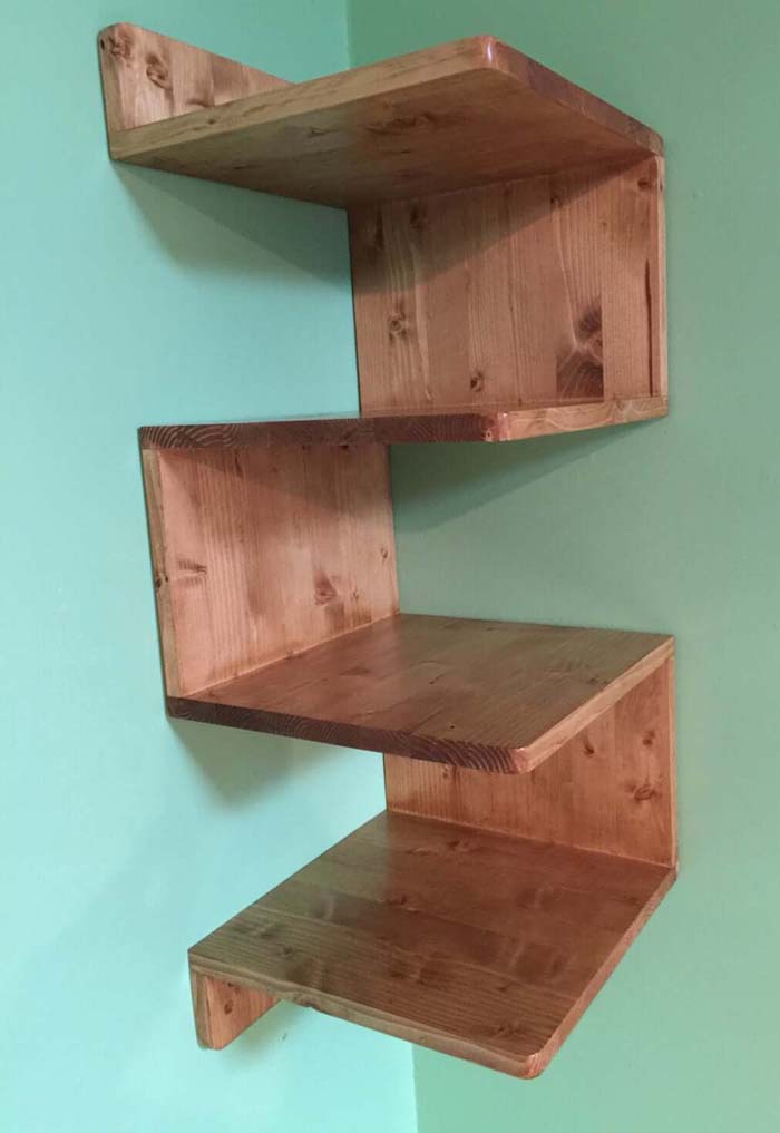 Zig-Zag Wooden DIY Corner Shelves #cornershelf #diy #decorhomeideas