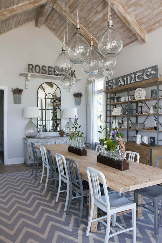 A Long Dining Table in a Rustic Hall #beachhouse #interiordesign #decorhomeideas