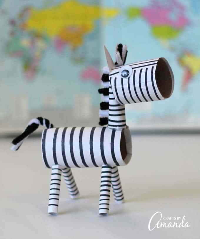 Cardboard Tube Zebra #kidscrafts #toiletpaperroll #decorhomeideas