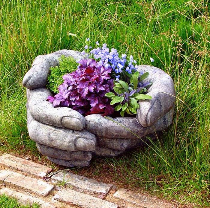 DIY Stone Hand Garden Container Idea #gardencontainer #garden #planter #decorhomeideas
