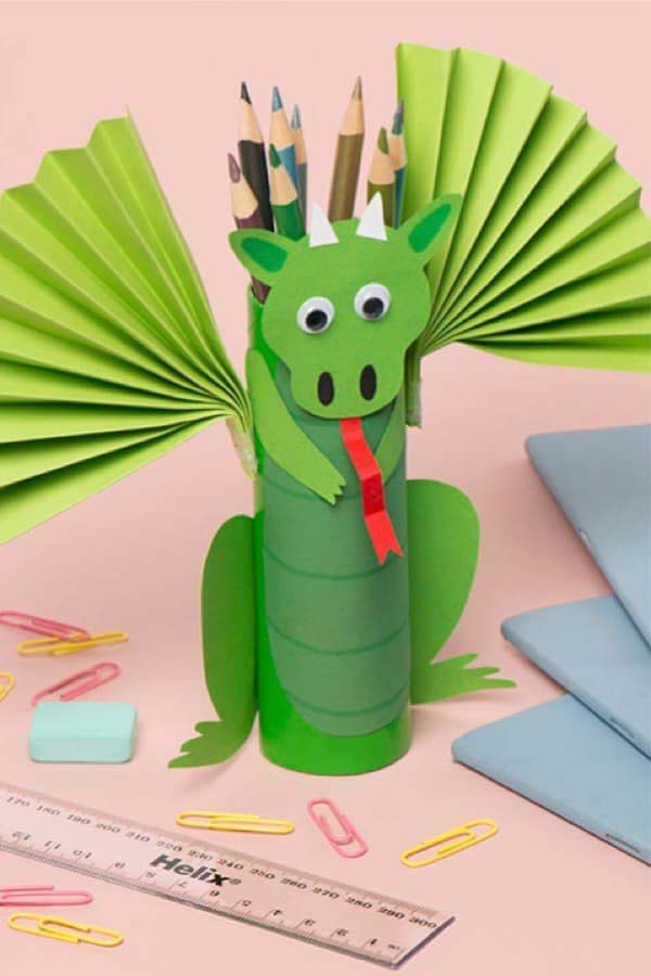 Dragon Pencil Pot #kidscrafts #toiletpaperroll #decorhomeideas