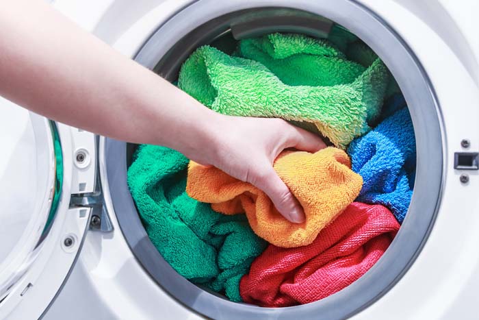 Dryer Sheets #reusable #householditems #recycle #decorhomeideas