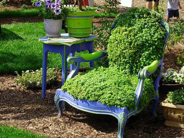 Lush Greenery “Cushions” on a Rejuvenated Armchair #gardencontainer #garden #planter #decorhomeideas