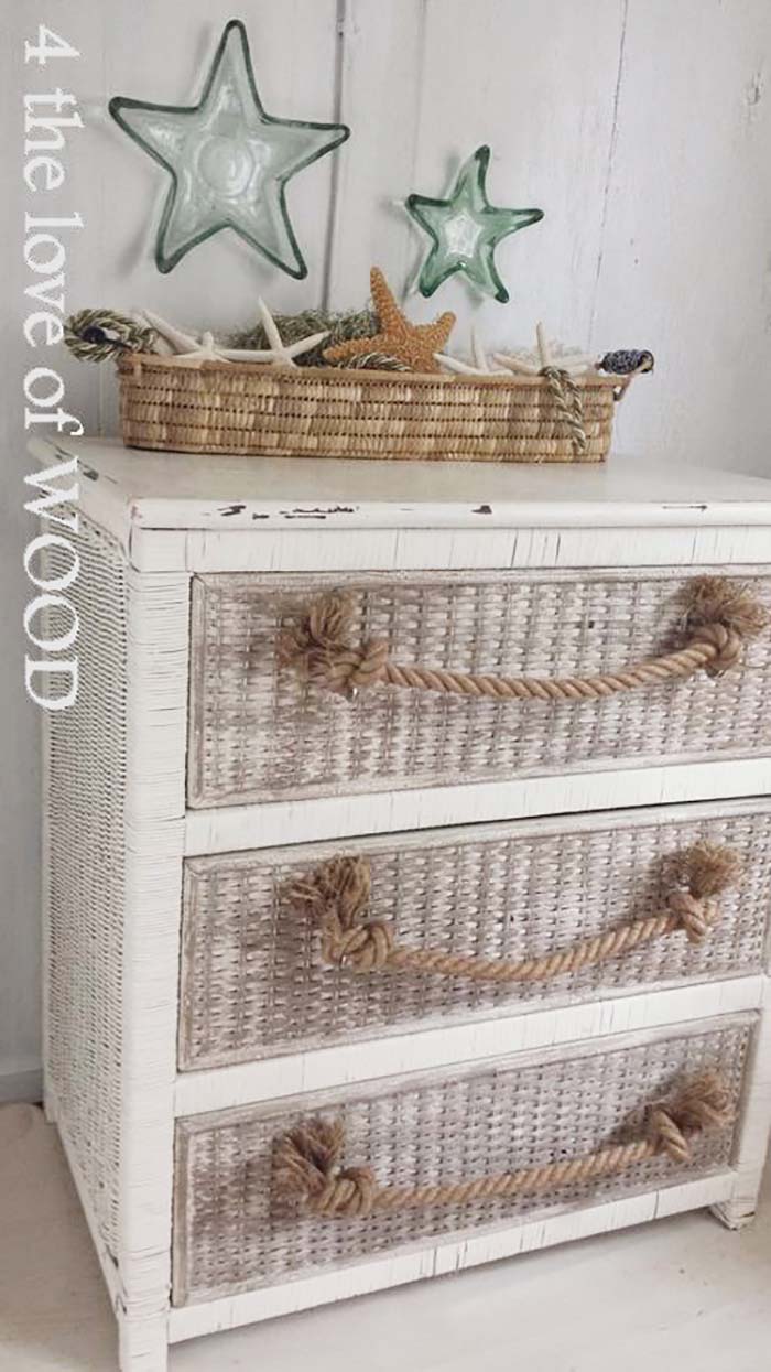 Nautical Beach Dresser #nauticalbathroom #bathdecor #decorhomeideas