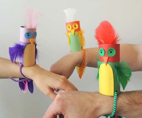 Perfect Parakeets #kidscrafts #toiletpaperroll #decorhomeideas