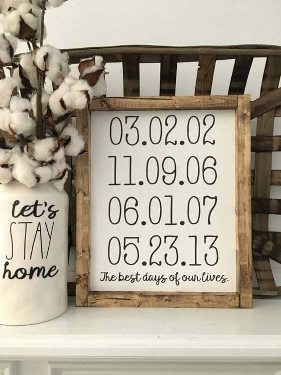 Rustic Wood Frames Dates to Remember #family #homedecor #decorhomeideas