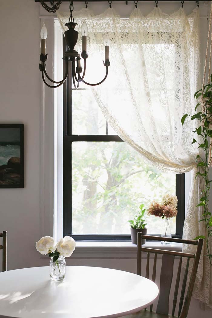 Side Gathered Lacy Curtains with Clips #farmhouse #windowtreatments #decorhomeideas