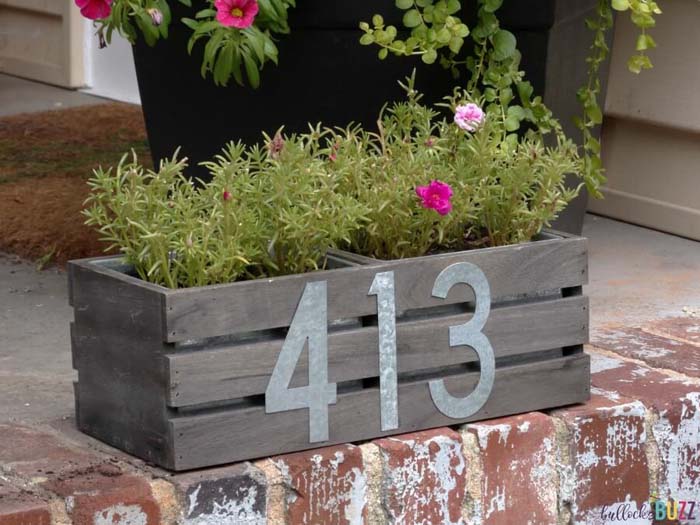 Slatted House Number Flower Box #gardencontainer #garden #planter #decorhomeideas