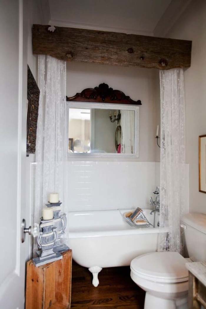 Barn Board and Lace Bathtub Privacy Curtains #farmhousebathroom #bathroom #decorhomeideas