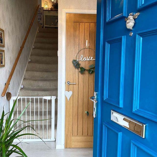 Bright Blue Front Door #frontdoorcolor #frontdoor #paintcolor #decorhomeideas