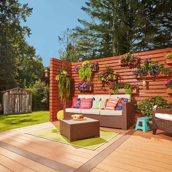 Build a Living Wall #privacyfence #diy #fencingideas #decorhomeideas