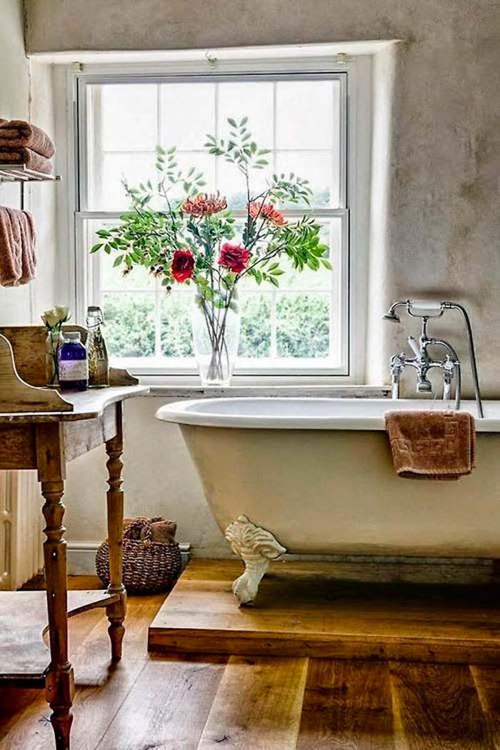 Farmhouse Bathroom Decor with Elevated Bathtub #farmhousebathroom #bathroom #decorhomeideas