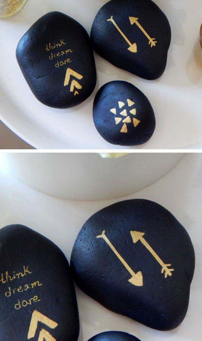 Make Beautiful Decorative Keepsake Stones #homedecor #pebbles #rocks #decorhomeideas