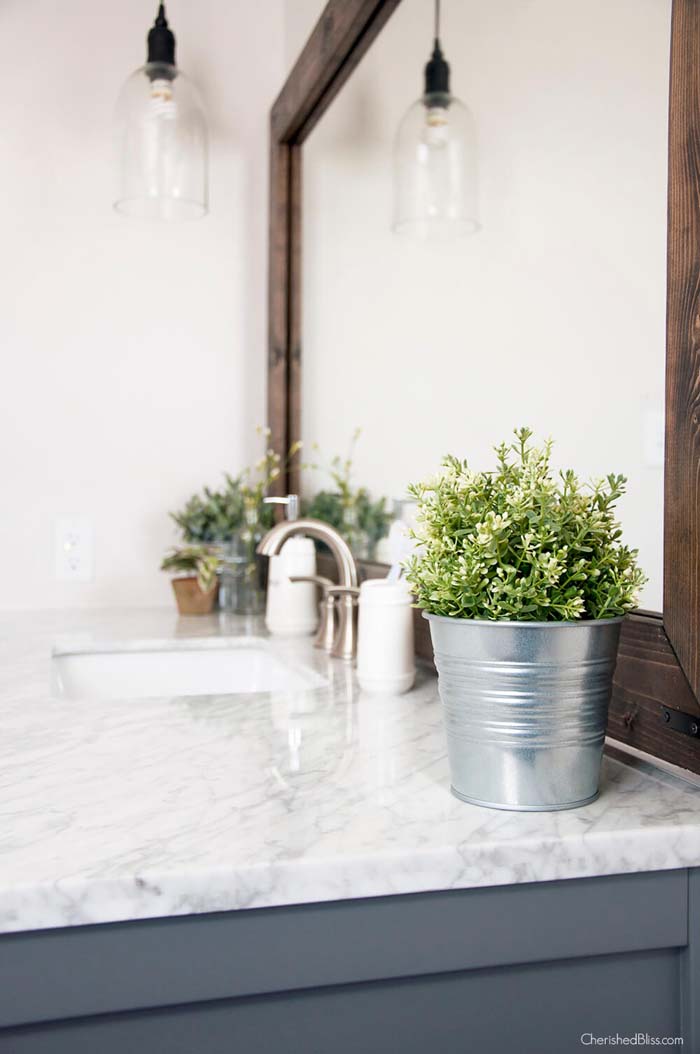 Metal Bucket Flower Planter Bathroom Decorations #farmhousebathroom #bathroom #decorhomeideas